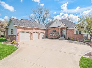13113 Harborview Dr, Linden, MI