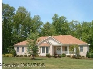 4510 Lynn Forest Dr, Gainesville, VA 20155