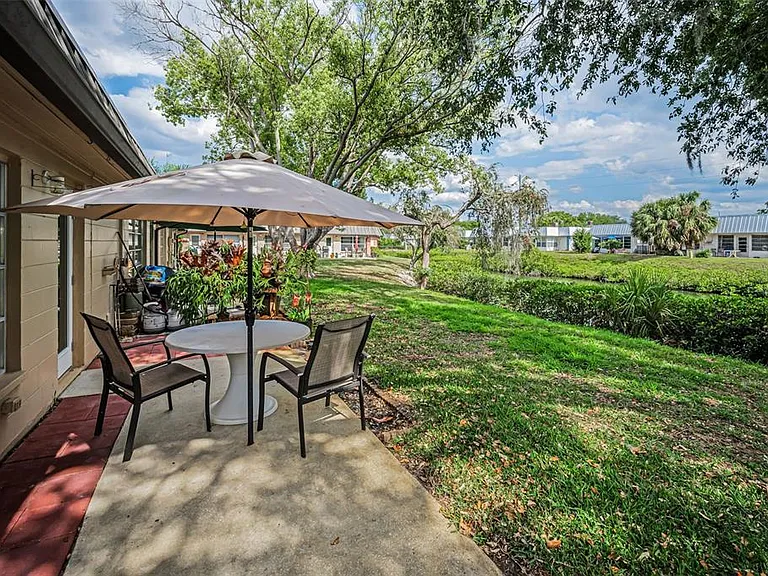 4200 Hampton Dr — Photo 33