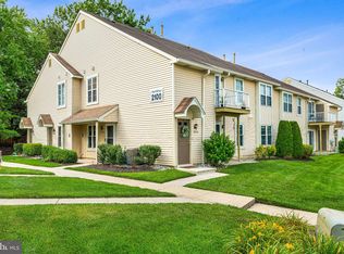 2101 Sedgefield Dr #A, Mount Laurel, NJ 08054