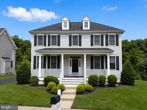 40 Olivia Way, Chesterfield, NJ 08515