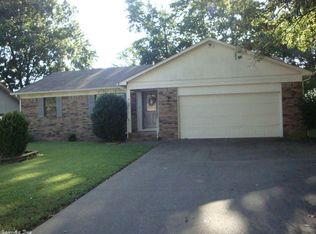 12 Overlook Rd, Searcy, AR 72143
