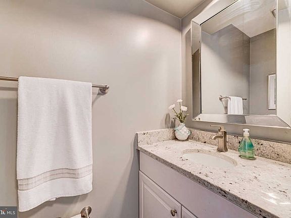 5th image of 8050 Morning Meadow Ct