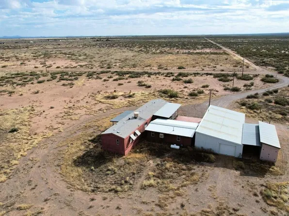 15535 Palomas Rd SE, Deming, NM 88030