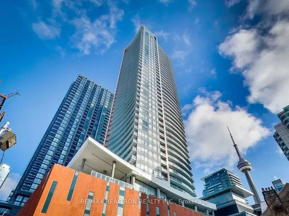 21 Widmer St #710, Toronto, ON M5V 0B8