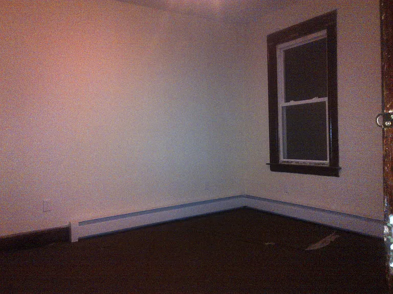 Alder St — Photo 12