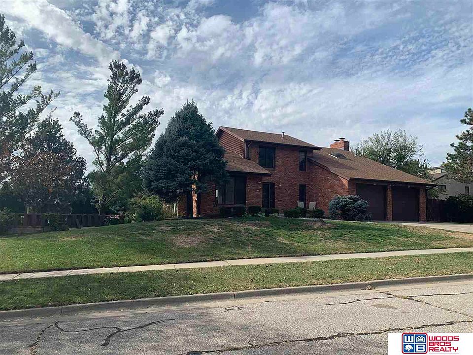 1st image of 2721 S 66th Pl