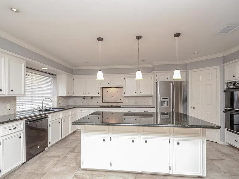 24706 Mather Dr — Photo 16