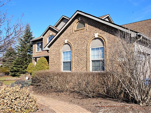 2nd image of 21018 Parkwoods Dr