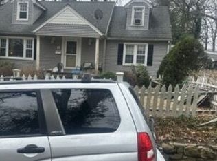 4 Tryon Rd, Norwalk, CT 06851