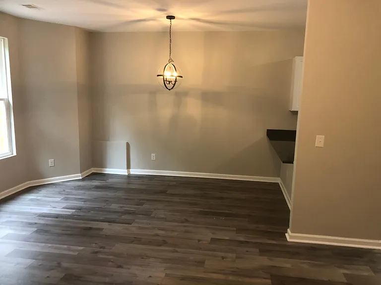832 Hughes Trce #832 — Photo 19