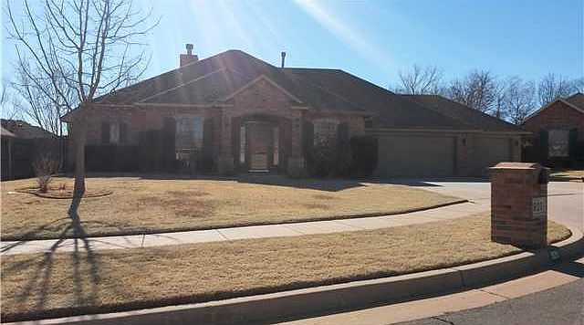 1st image of 920 NW 179th Cir