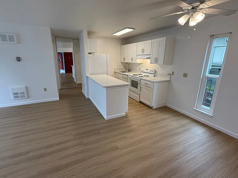 Trinity Terrace Apartments — Photo 10