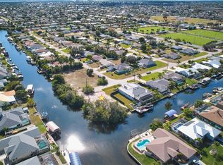 201 SW 40th St, Cape Coral, FL 33914