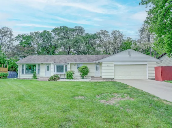 7733 Fairfield Rd N, Brooklyn Park, MN 55444