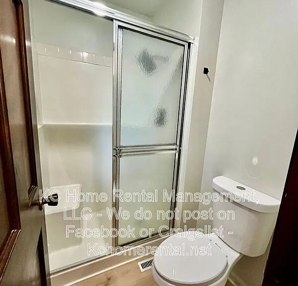 3868 SW Harbor Dr — Photo 33