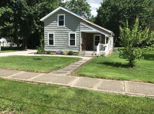 25 3rd St, New London, OH 44851