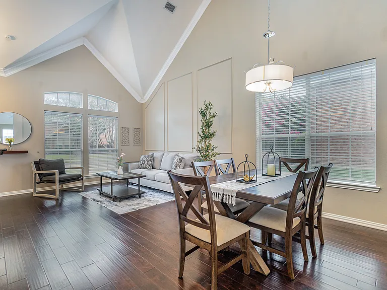 4417 Staten Island Dr — Photo 12