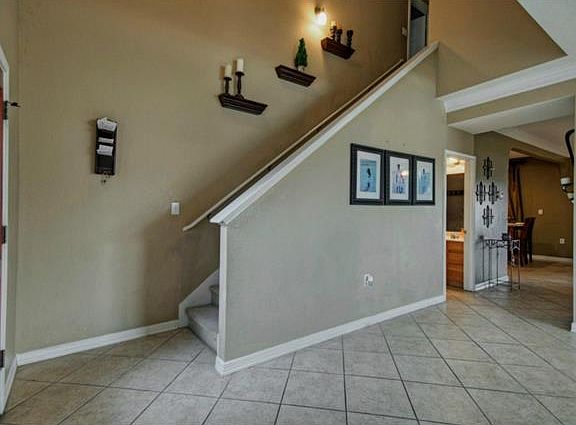 4th image of 7909 Verbank Villa Dr