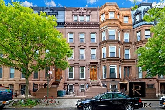1st image of 213 Hancock St APT 4
