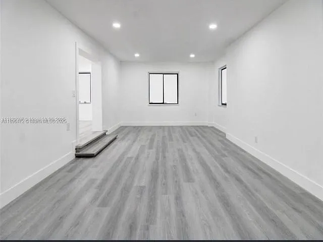 13885 NW 5th Ave — Photo 3