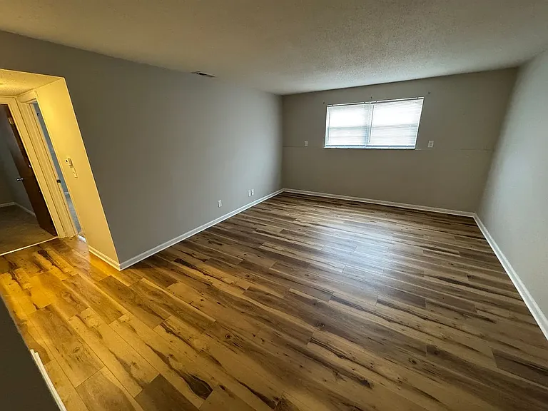 Apple Orchard Apartments — Photo 8