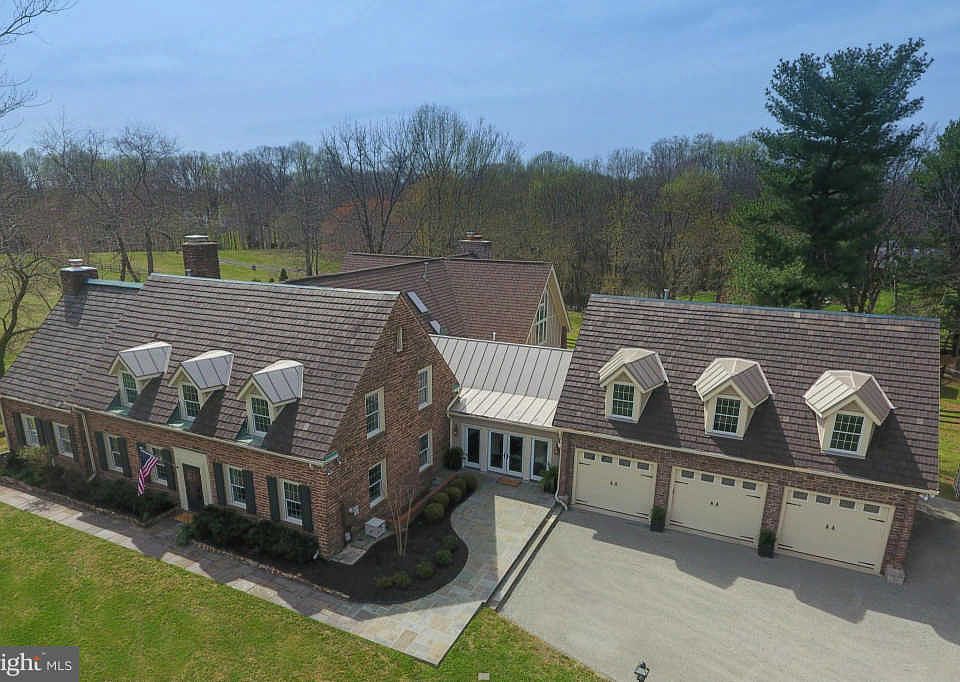 1st image of 224 Bliss Ln