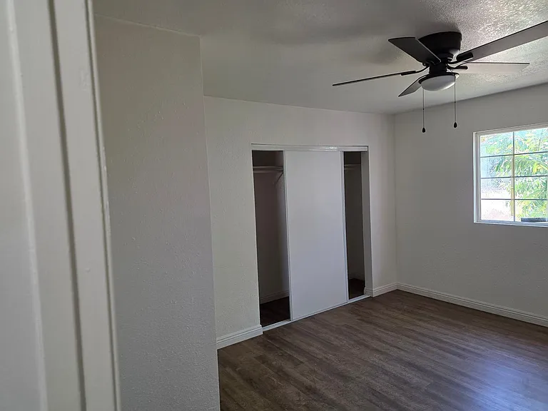 9217 Beech Ave #C — Photo 13