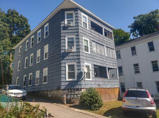 49 Crystal St, Worcester, MA 01603