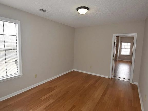 5th image of 7605 Reese Rd