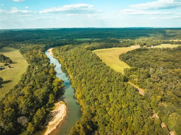 3426 Highway T, Steelville, MO 65565