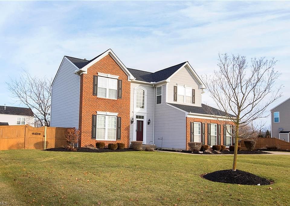 1st image of 38810 Camelot Way