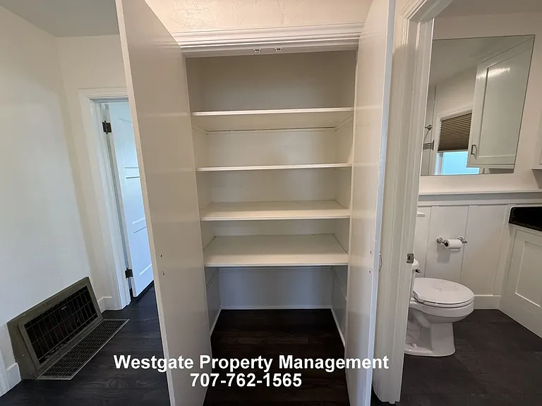 220 Payran St — Photo 30