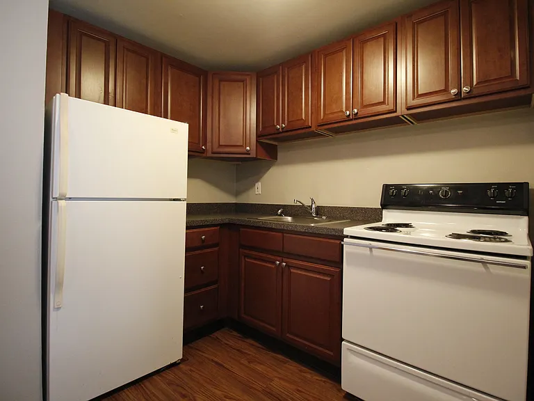 Oak Ridge Apartments — Photo 4