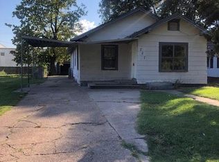 727 Dorchester Ave, Muskogee, OK 74403