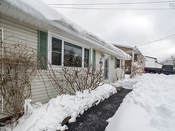 3rd image of 167 Montague Rd