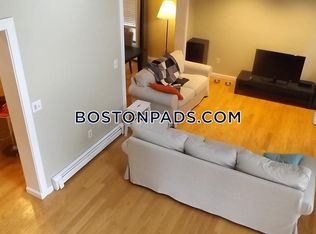 42 Dunster Ln, Winchester, MA 01890