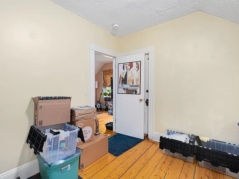 54 Barton St #3 — Photo 8