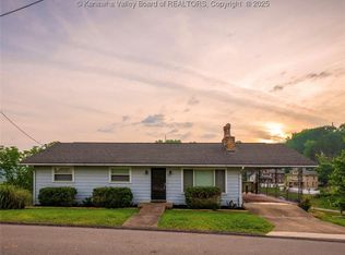 131 Sunset Dr, Charleston, WV 25301