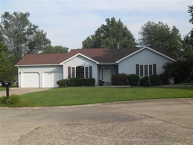 1st image of 703 W Julie Ct
