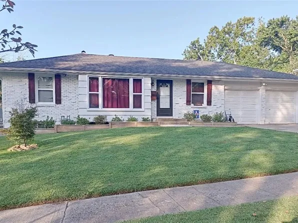 10704 Bales Ave, Kansas City, MO 64137