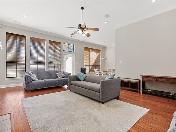 4th image of 3412 Cove Ct