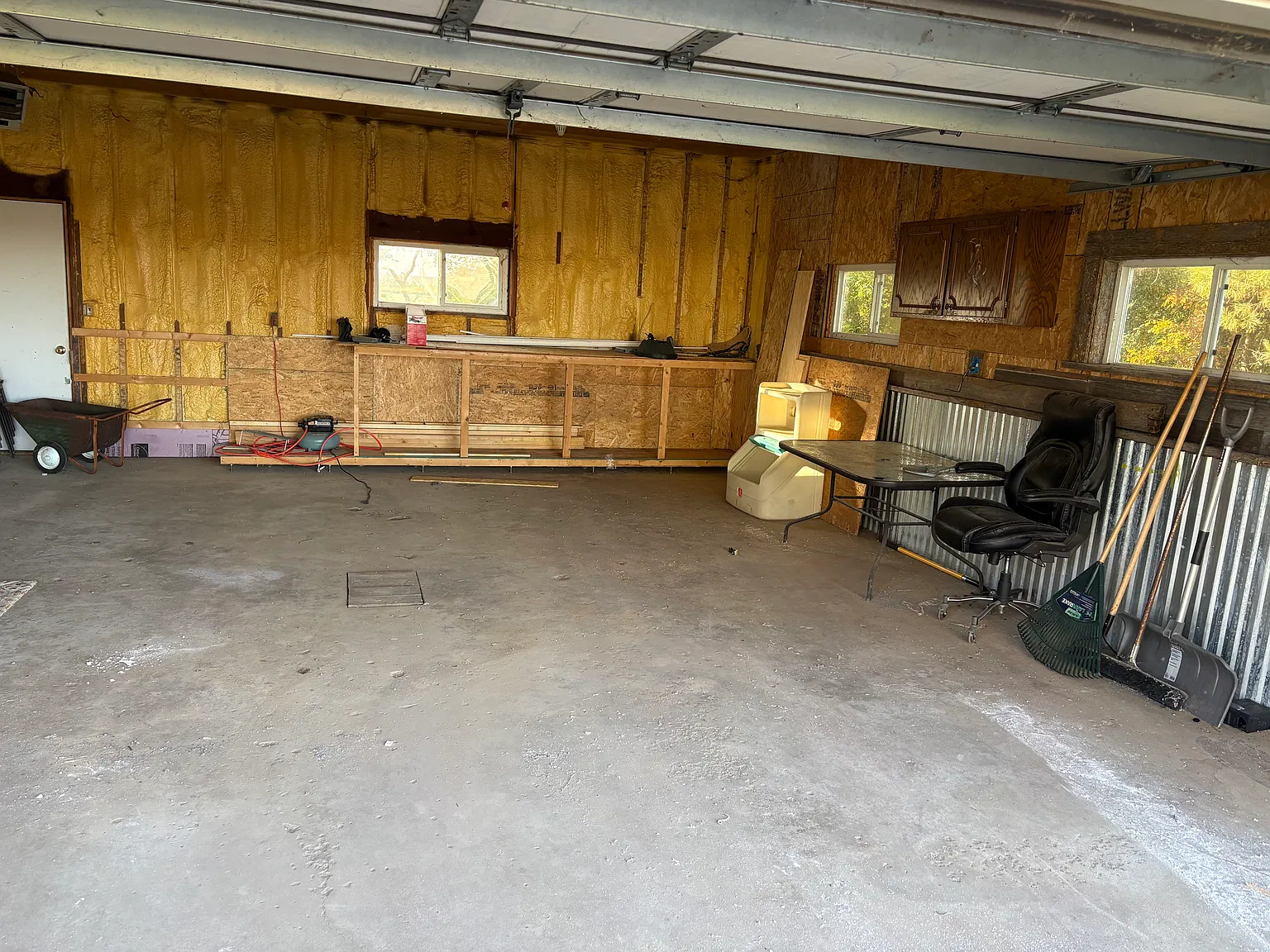 225th Ave, Glenwood — Photo 2