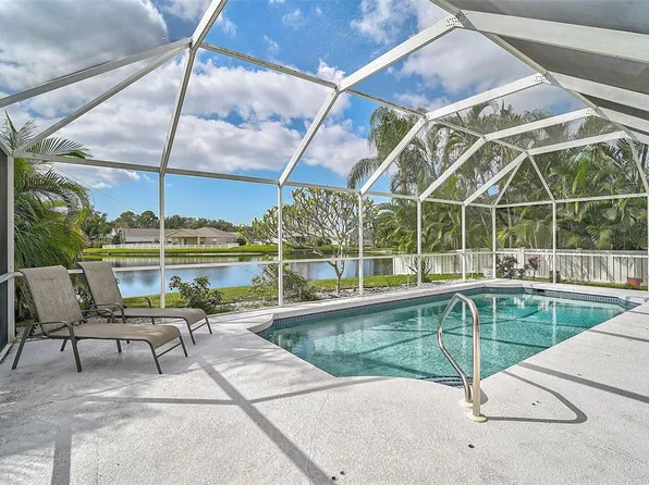 4640 Sanibel Way, Bradenton, FL 34203