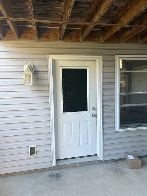 2 bed, 1000 sqft, $1,200 — Photo 3