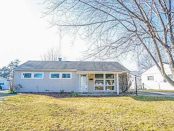 2nd image of 316 Skyview Dr