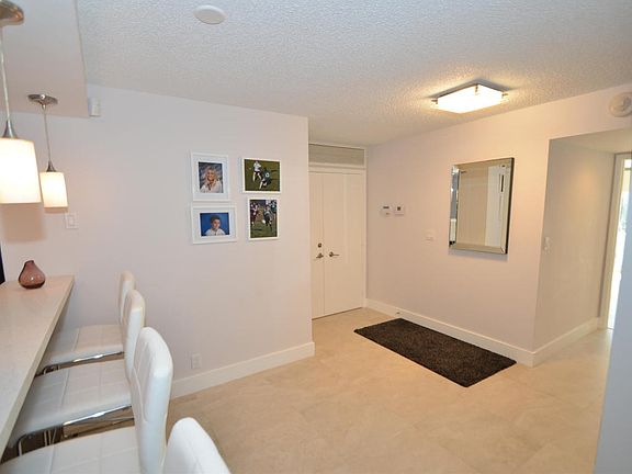 Home For Sale In Whitehall