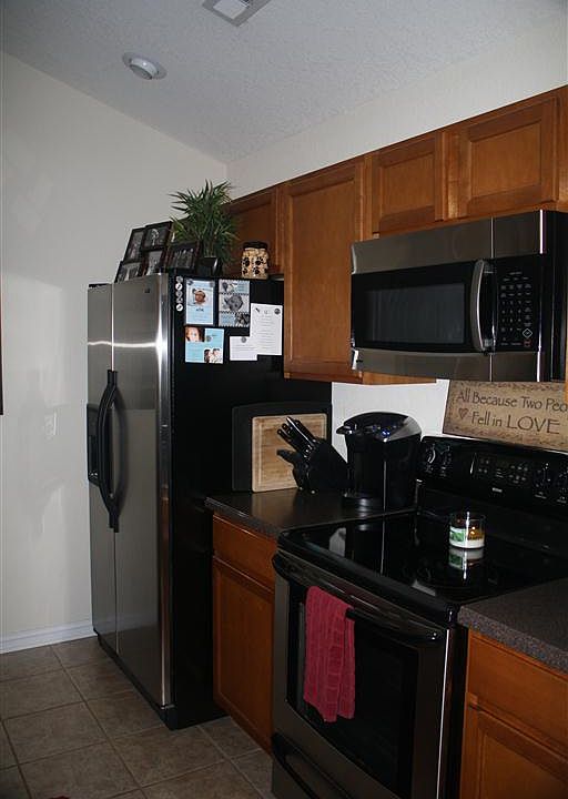 2nd image of 2124 Fig Tree Way #12