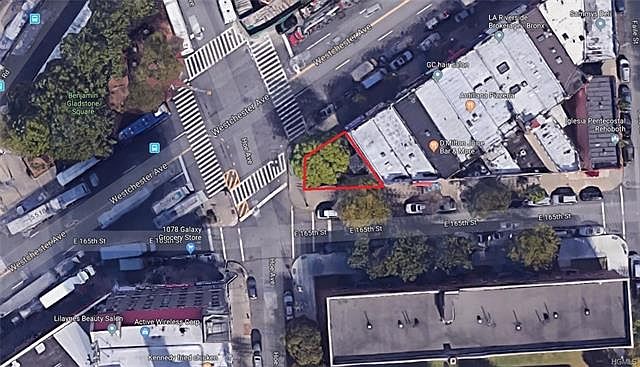 2nd image of 1100 Westchester Ave