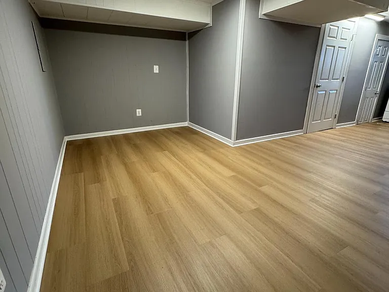 8031 Wynbrook Rd — Photo 8